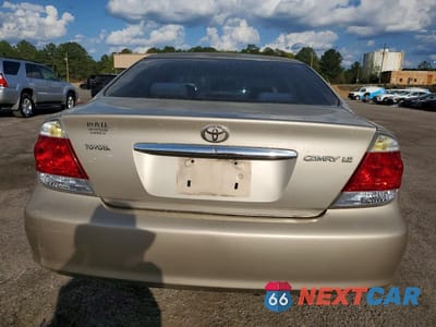Zdjęcie 6 z 12 samochodu: 2005 TOYOTA CAMRY LE VIN:4T1BE32K95U502270 - miniatura