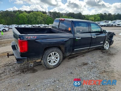 Trzecie zdjęcie samochodu z tyłu: 2018 CHEVROLET SILVERADO 1500 HIGH COUNTRY 4WD VIN:3GCUKTEC1JG420475 - miniatura