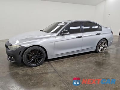 2012 BMW 328 I WBA3A5G54CNP15473 - główne zdjęcie licytacji z USA - miniatura