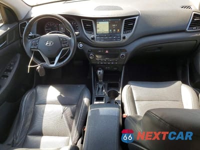 Zdjęcie 8 z 13 samochodu: 2017 HYUNDAI TUCSON SE PLUS VIN:KM8J33A45HU438138 - miniatura