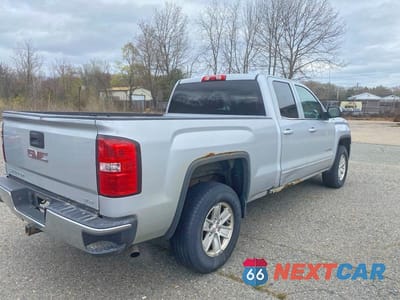 Czwarte zdjęcie samochodu z boku: 2016 GMC SIERRA K1500 SLE VIN:1GTV2MEC2GZ413196 - miniatura