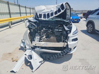 Piąte zdjęcie samochodu w środku: 2017 JEEP CHEROKEE OVERLAND VIN:1C4PJLJS3HW617740 - miniatura