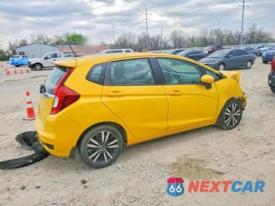 Trzecie zdjęcie samochodu z tyłu: 2018 HONDA FIT EX VIN:3HGGK5H82JM712249 - miniatura