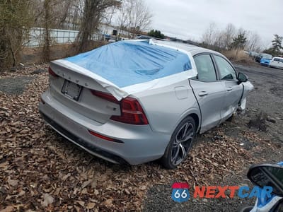 Trzecie zdjęcie samochodu z tyłu: 2024 VOLVO S60 CORE VIN:7JRL12TK0RG320122 - miniatura