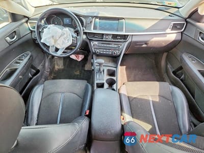 Zdjęcie 8 z 12 samochodu: 2020 KIA OPTIMA VIN:5XXGT4L36LG442495 - miniatura