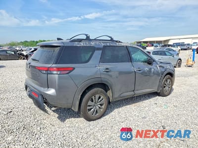 Trzecie zdjęcie samochodu z tyłu: 2026 NISSAN PATHFINDER SV VIN:5N1DR3BS2TC202148 - miniatura