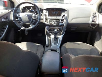 Zdjęcie 8 z 12 samochodu: 2012 FORD FOCUS TITANIUM VIN:1FAHP3J22CL429441 - miniatura