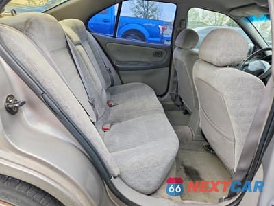 Zdjęcie 10 z 13 samochodu: 2001 NISS ALTIMA SL 4D SEDAN VIN:1N4DL01D51C166613 - miniatura