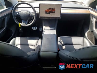 Zdjęcie 8 z 13 samochodu: 2024 TESLA MODEL Y VIN:7SAYGDEF1RF094572 - miniatura