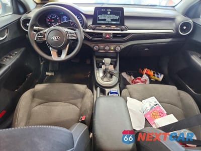 Zdjęcie 8 z 12 samochodu: 2020 KIA FORTE LXS VIN:3KPF24AD9LE153582 - miniatura