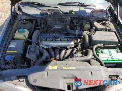 Zdjęcie 11 z 12 samochodu: 1998 VOLVO S70 GLT VIN:YV1LS5678W2472379 - miniatura