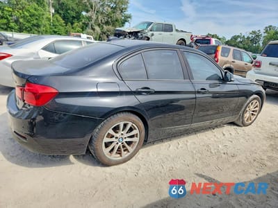 Trzecie zdjęcie samochodu z tyłu: 2017 BMW 320 I VIN:WBA8E1G32HNU18386 - miniatura