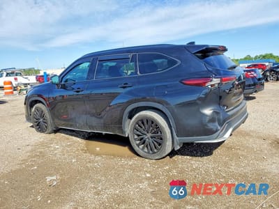 Drugie zdjęcie samochodu z przodu: 2024 TOYOTA HIGHLANDER XSE VIN:5TDKDRAH8RS530300 - miniatura