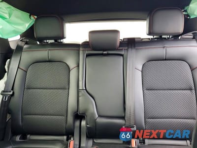 Zdjęcie 10 z 13 samochodu: 2026 FORD ESCAPE ST LINE VIN:1FMCU0MN7TUA11223 - miniatura