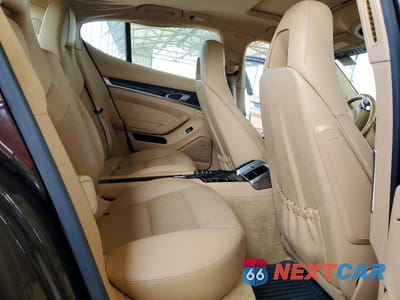 Zdjęcie 10 z 12 samochodu: 2014 PORSCHE PANAMERA 2 VIN:WP0AA2A74EL011520 - miniatura