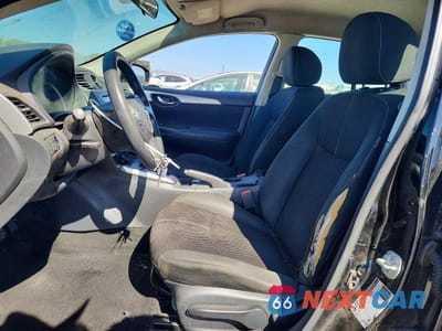 Zdjęcie 7 z 11 samochodu: 2018 NISSAN SENTRA S VIN:3N1AB7AP2JY272482 - miniatura