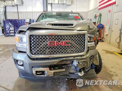Piąte zdjęcie samochodu w środku: 2017 GMC SIERRA K3500 DENALI VIN:1GT42YEY9HF199471 - miniatura