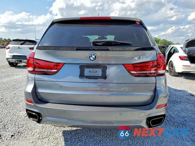 Zdjęcie 6 z 13 samochodu: 2016 BMW X5 SDRIVE35I VIN:5UXKR2C5XG0R72540 - miniatura