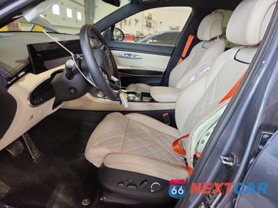 Zdjęcie 7 z 12 samochodu: 2026 GENESIS GV70 3.5T SPORT PRESTIGE VIN:5NMMEDTC5TH036206 - miniatura