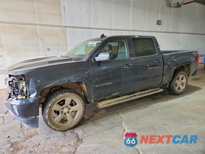 2017 CHEVROLET SILVERADO K1500 LT 3GCUKREC7HG374888 - główne zdjęcie licytacji z USA - miniatura