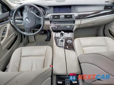 Zdjęcie 8 z 12 samochodu: 2013 BMW 528 XI VIN:WBAXH5C54DDW13617 - miniatura