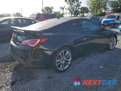 Trzecie zdjęcie samochodu z tyłu: 2015 HYUNDAI GENESIS COUPE 3.8 ULTIMATE VIN:KMHHU6KJ2FU122453 - miniatura