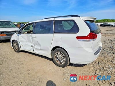 Drugie zdjęcie samochodu z przodu: 2014 TOYOTA SIENNA XLE 8-PASSENGER VIN:5TDYK3DC9ES490056 - miniatura