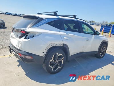 Trzecie zdjęcie samochodu z tyłu: 2023 HYUNDAI TUCSON SEL VIN:5NMJFCAE6PH186314 - miniatura
