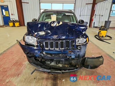 Piąte zdjęcie samochodu w środku: 2012 JEEP COMPASS SPORT VIN:1C4NJCBB2CD639545 - miniatura