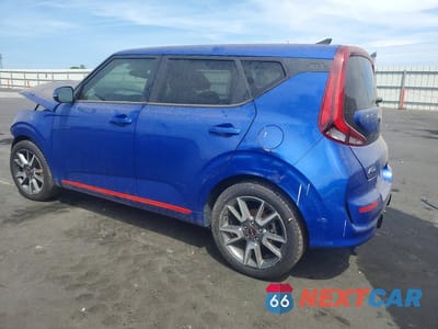 Drugie zdjęcie samochodu z przodu: 2021 KIA SOUL VIN:KNDJ63AU8M7755576 - miniatura