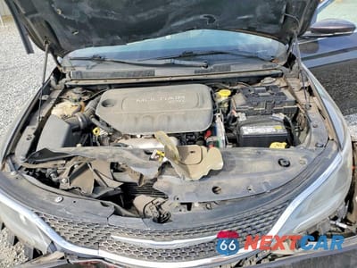 Zdjęcie 11 z 12 samochodu: 2015 CHRYSLER 200 C VIN:1C3CCCCB7FN564523 - miniatura