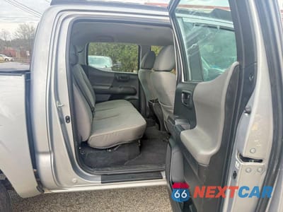 Zdjęcie 6 z 14 samochodu: 2016 TOYOTA TACOMA SR VIN:5TFAX5GNXGX065163 - miniatura