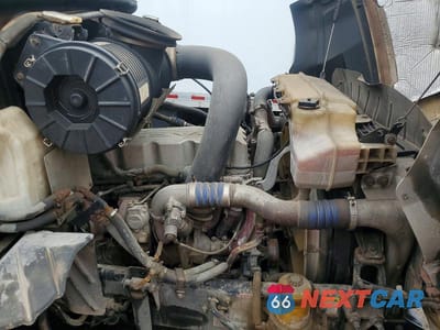 Zdjęcie 7 z 10 samochodu: 2013 MACK CXU613 SEMI TRUCK VIN:1M1AW02Y7DM034778 - miniatura