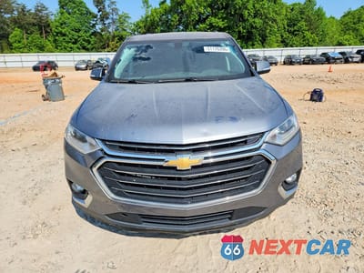 Piąte zdjęcie samochodu w środku: 2018 CHEVROLET TRAVERSE LT VIN:1GNEVGKW6JJ192772 - miniatura