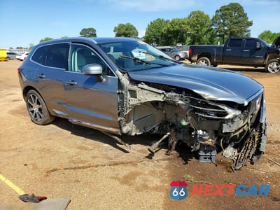 Czwarte zdjęcie samochodu z boku: 2018 VOLVO XC60 T5 INSCRIPTION VIN:YV4102RL5J1023876 - miniatura