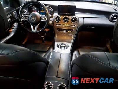 Zdjęcie 8 z 13 samochodu: 2019 MERCEDES-BENZ C 300 4MATIC VIN:55SWF8EB7KU290063 - miniatura