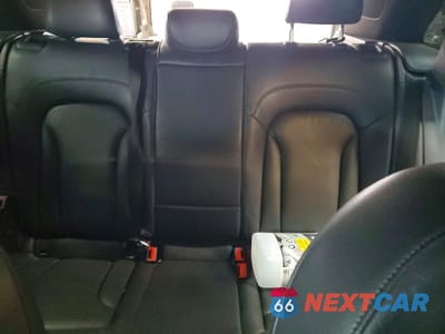 Zdjęcie 10 z 13 samochodu: 2015 AUDI Q3 PREMIUM PLUS VIN:WA1EFEFS7FR000795 - miniatura