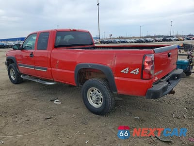 Drugie zdjęcie samochodu z przodu: 2005 CHEVROLET SILVERADO K2500 HEAVY DUTY VIN:1GCHK29U85E312558 - miniatura