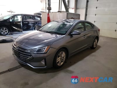 2019 HYUNDAI ELANTRA SEL 5NPD84LF8KH462040 - główne zdjęcie licytacji z USA - miniatura