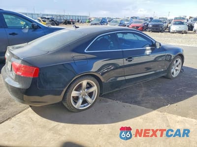 Trzecie zdjęcie samochodu z tyłu: 2015 AUDI A5 PREMIUM VIN:WAUCFAFR0FA054552 - miniatura