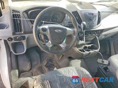 Zdjęcie 8 z 11 samochodu: 2015 FORD TRANSIT 250 UTILITY / SERVICE VAN VIN:1FTNR1YG7FKB00466 - miniatura