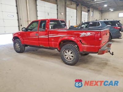 Drugie zdjęcie samochodu z przodu: 2003 GMC SONOMA VIN:1GTCT19XX38120808 - miniatura