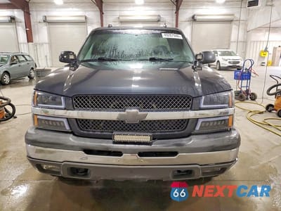 Piąte zdjęcie samochodu w środku: 2004 CHEVROLET SILVERADO K1500 VIN:2GCEK19T241240020 - miniatura