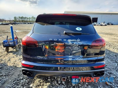 Zdjęcie 6 z 12 samochodu: 2016 PORSCHE CAYENNE TURBO VIN:WP1AC2A26GLA86140 - miniatura