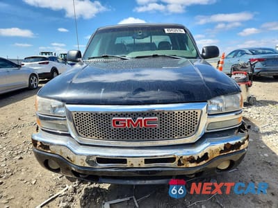 Piąte zdjęcie samochodu w środku: 2003 GMC SIERRA K1500 HEAVY DUTY VIN:1GTGK13U73F187039 - miniatura