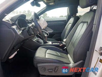 Zdjęcie 7 z 13 samochodu: 2023 AUDI Q3 PREMIUM S LINE 45 VIN:WA1DECF31P1045565 - miniatura