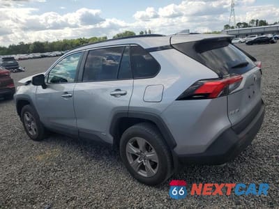 Drugie zdjęcie samochodu z przodu: 2024 TOYOTA RAV4 LE VIN:4T3LWRFV0RU142005 - miniatura