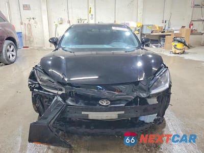 Piąte zdjęcie samochodu w środku: 2022 TOYOTA GR86 PREMIUM VIN:JF1ZNBF18N8751947 - miniatura