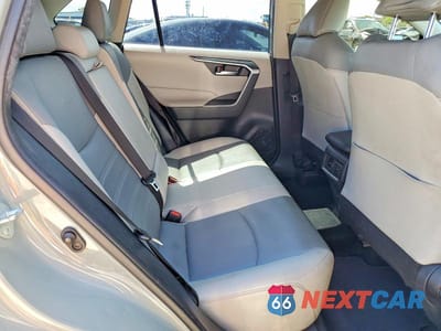 Zdjęcie 10 z 12 samochodu: 2020 TOYOTA RAV4 XLE PREMIUM VIN:JTMC1RFV3LD520630 - miniatura