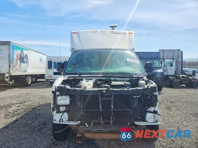 Piąte zdjęcie samochodu w środku: 2014 GMC SAVANA UTILITY / SERVICE TRUCK VIN:1GD072BG1E1152464 - miniatura